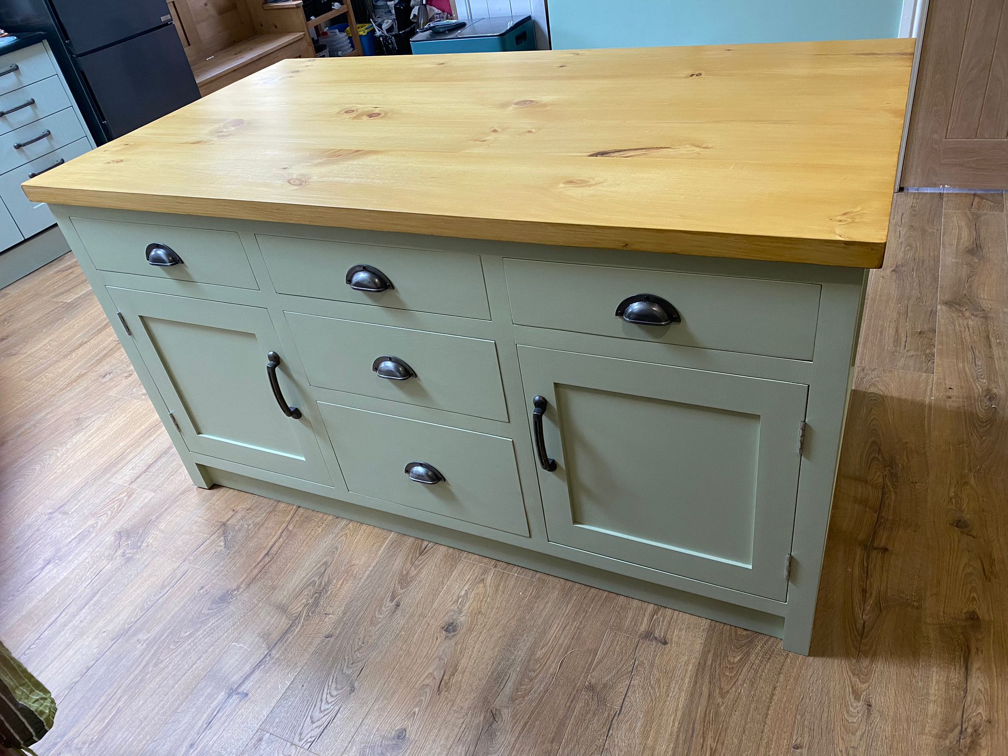 Chester Painted Solid Wooden Kitchen Island